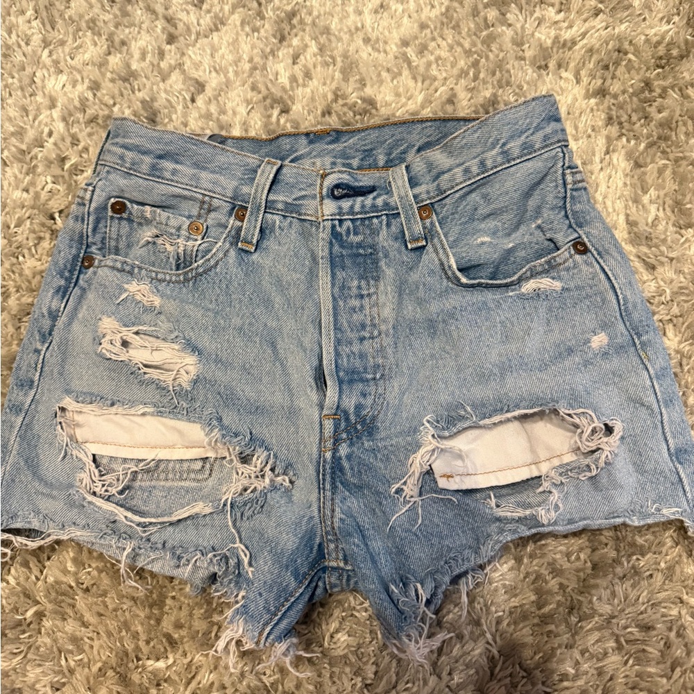 501 Levi’s high rise shorts